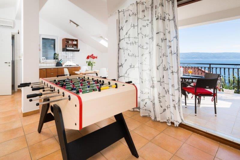 Vila Jadran Omiš Exterior foto